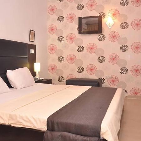 Royal Kaft Hotel Ikorodu Dış mekan fotoğraf